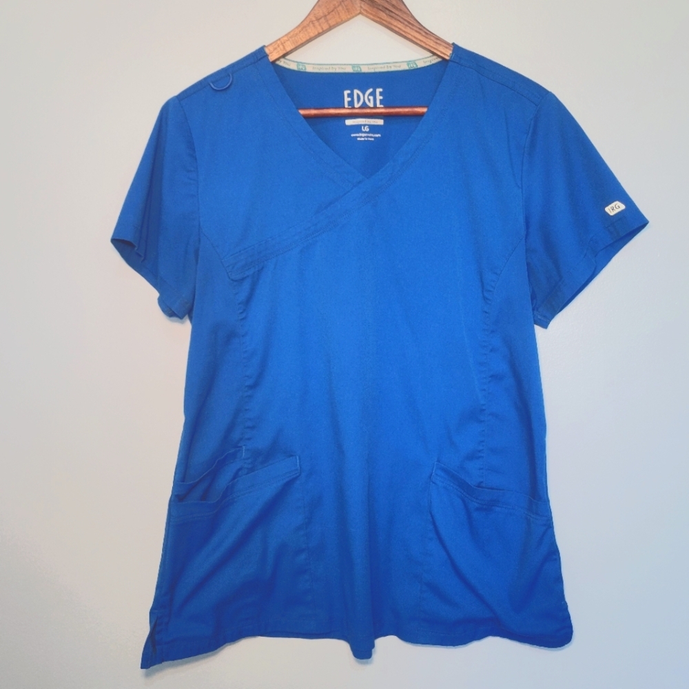 Edge IRG Scrub Top Royal Blue Womens Size‎ L Short Sleeve 3 Pockets V-neck